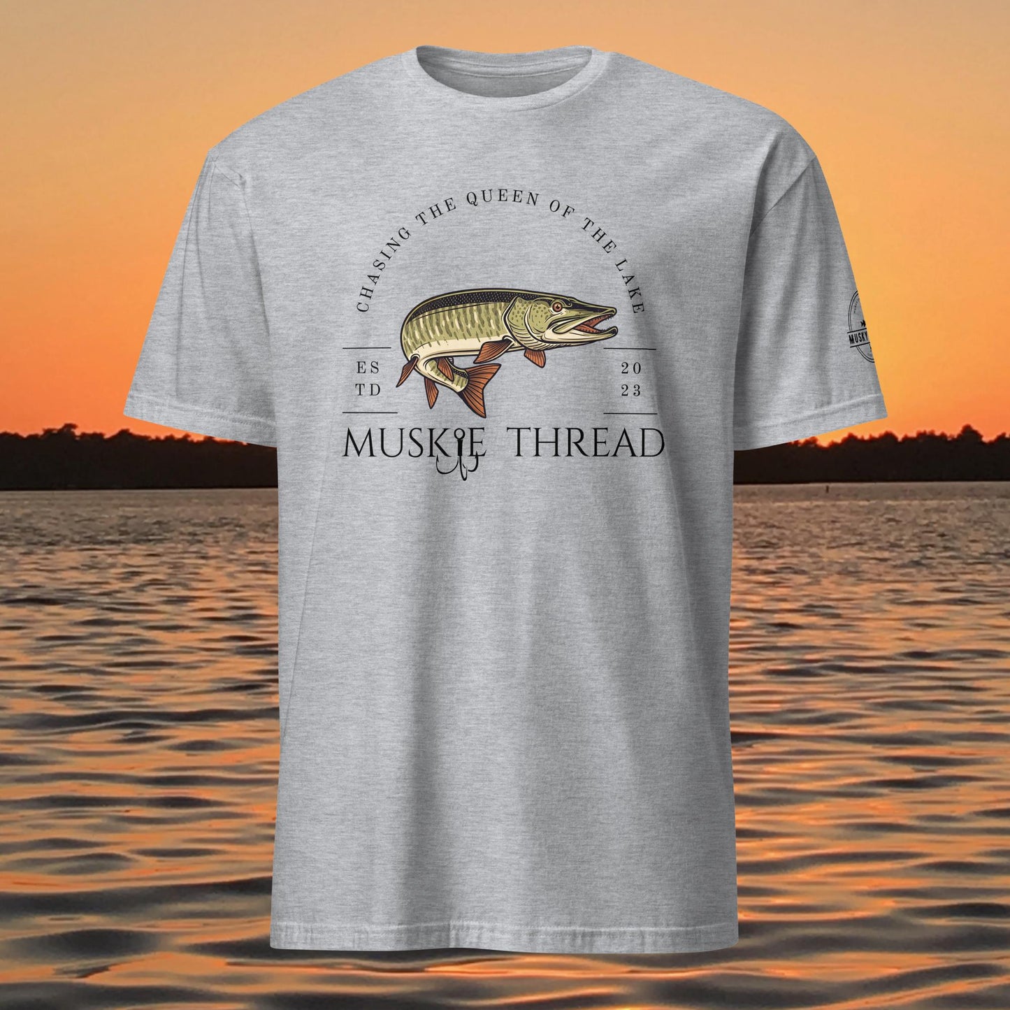 musky thread chasing the queen muskie fishing t shirt grey
